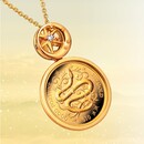 Ｙｅａｒ　Ｊｅｗｅｌｒｙ　Ｃｏｌｌｅｃｔｉｏｎ＜しあわせの「巳年」金貨＞純金コインの宝飾ペンダント